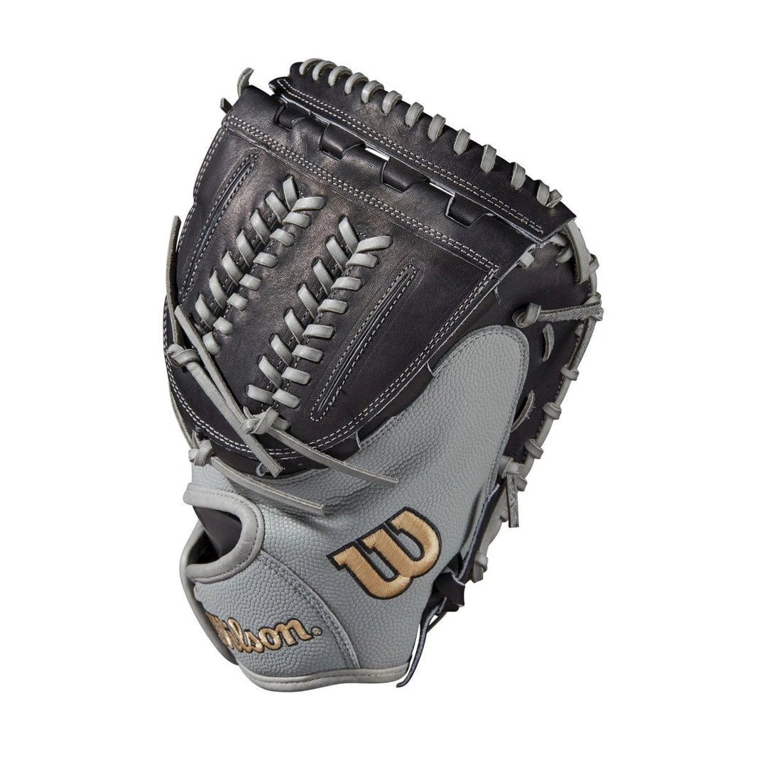 Wilson A2000 34" FPCM Fastpitch Catchers Mitt WBW10021834 Gloves 5 Wilson A2000 34" FPCM Fastpitch Catchers Mitt WBW10021834 Gloves